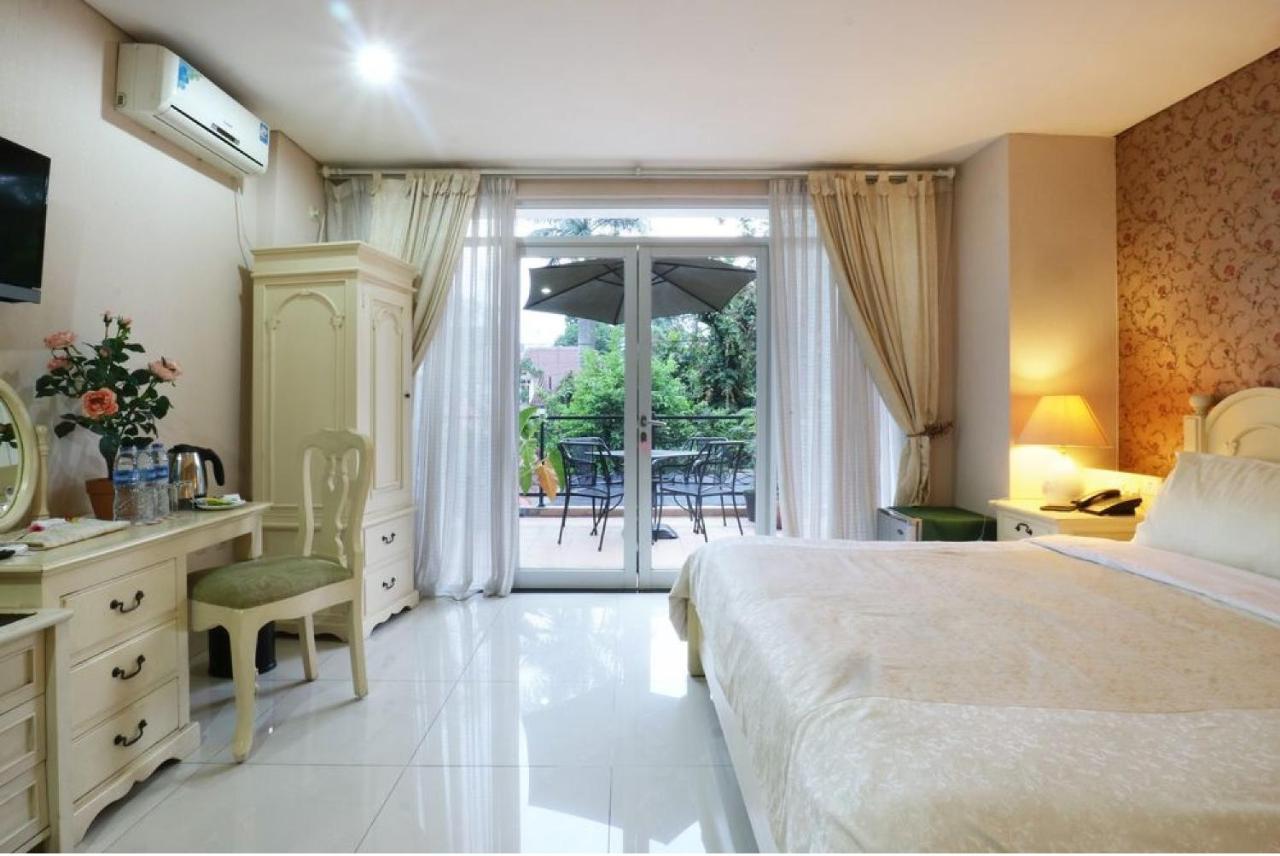בנדונג La Nostalgie Boutique Guest House מראה חיצוני תמונה