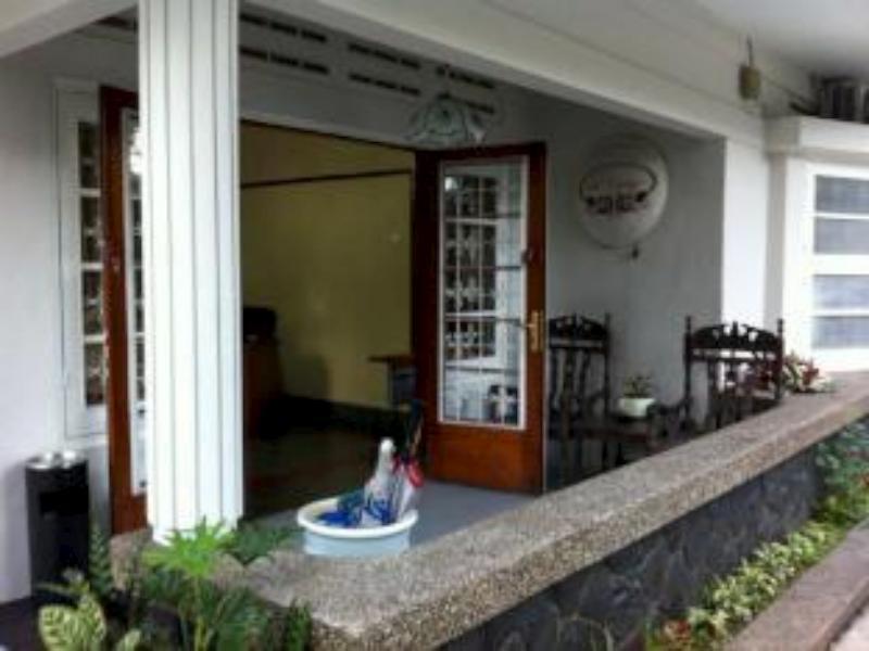 בנדונג La Nostalgie Boutique Guest House מראה חיצוני תמונה