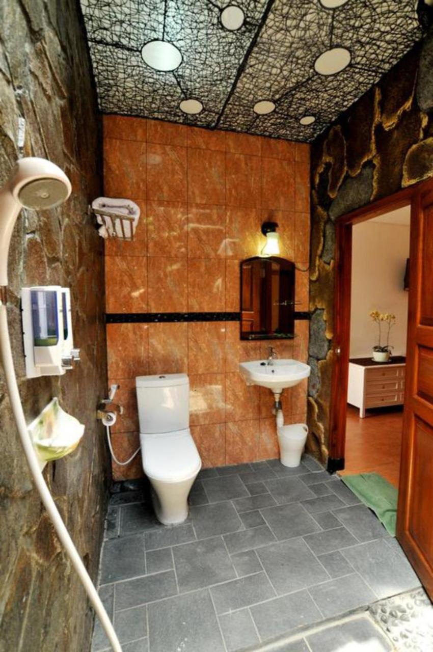 בנדונג La Nostalgie Boutique Guest House מראה חיצוני תמונה